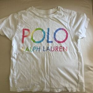 Little girl’s tee shirt